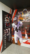 BP Football Locker Room - Picture 03